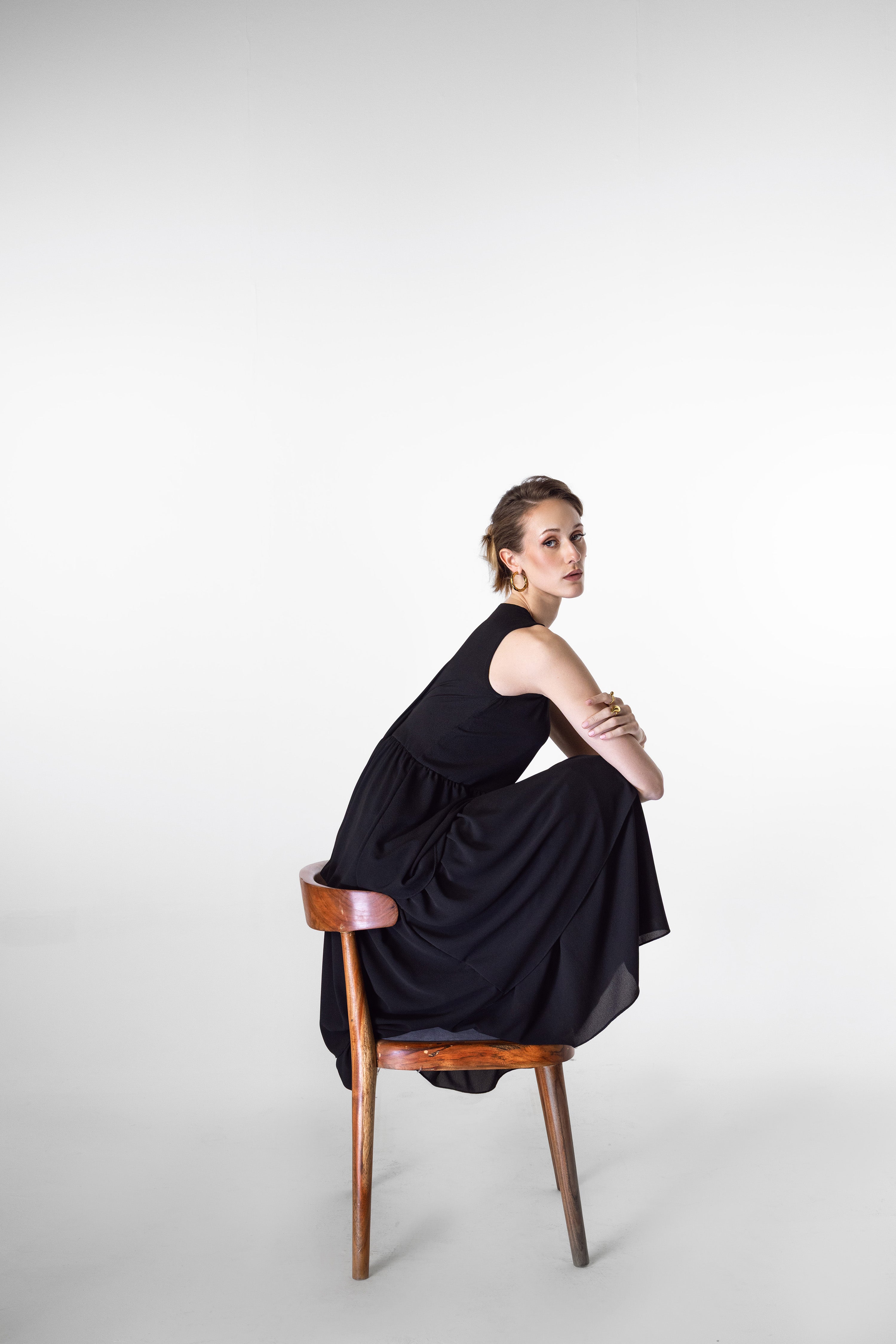 Sleeveless Tiered Midi Dress